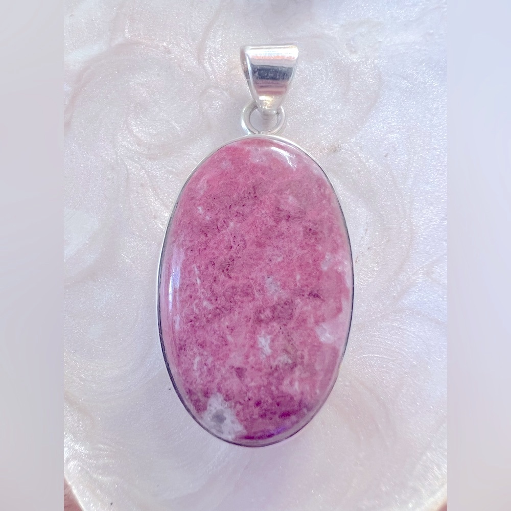 NWT Thulite Stone Pendant Set in 925 Sterling